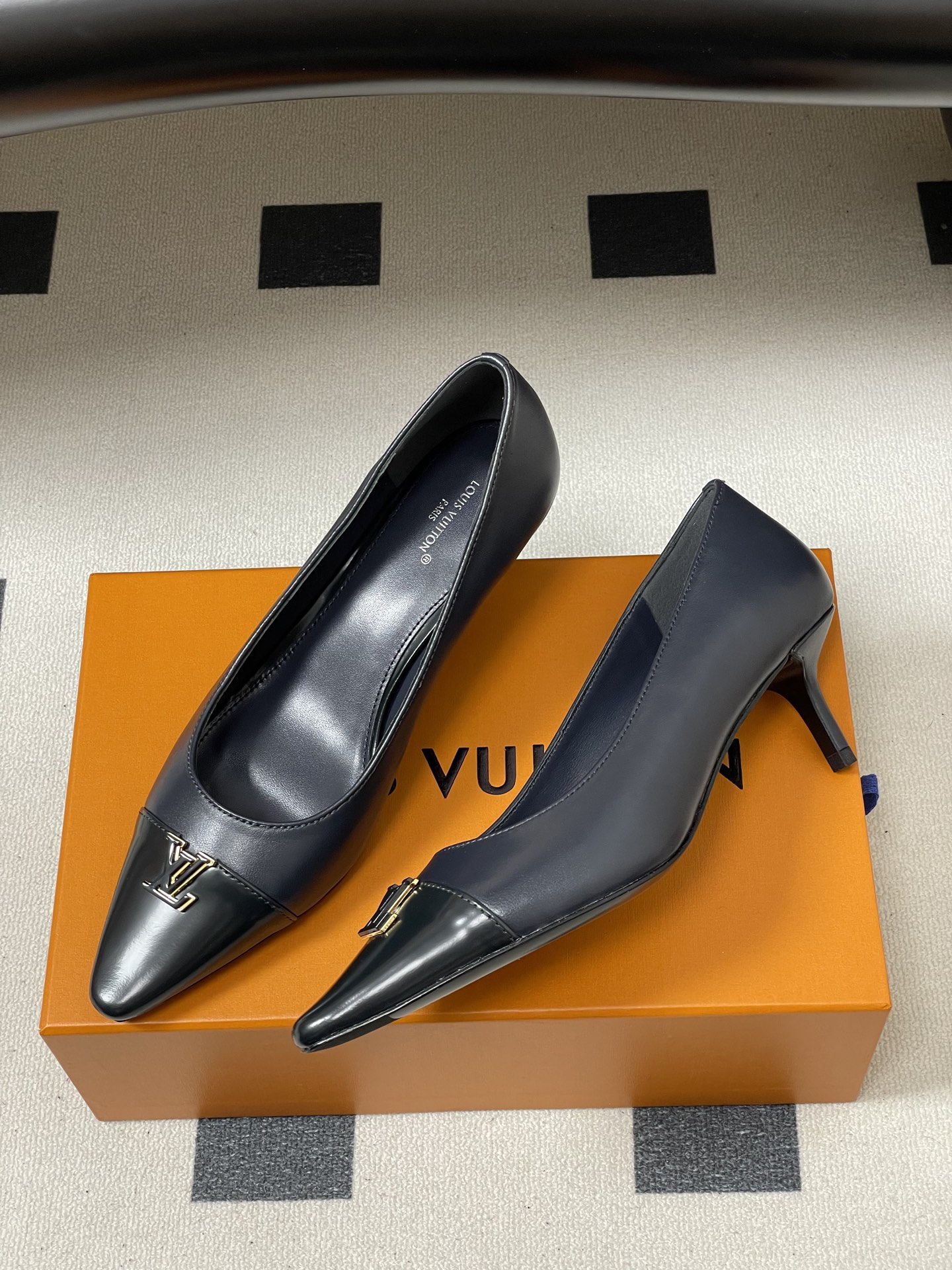 Women's high heels